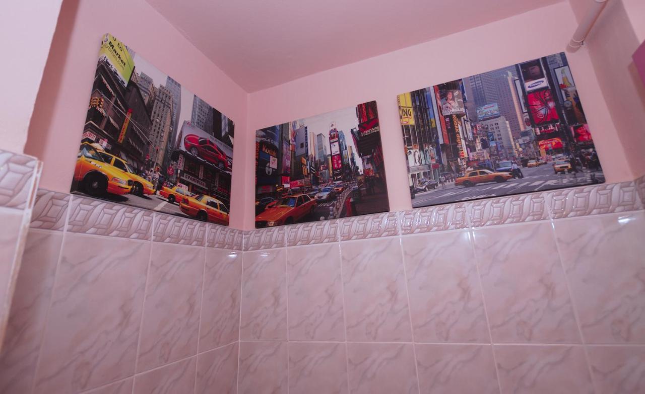 Lvc,Lac & Nyc Apartshotel Faleza Galaţi Esterno foto